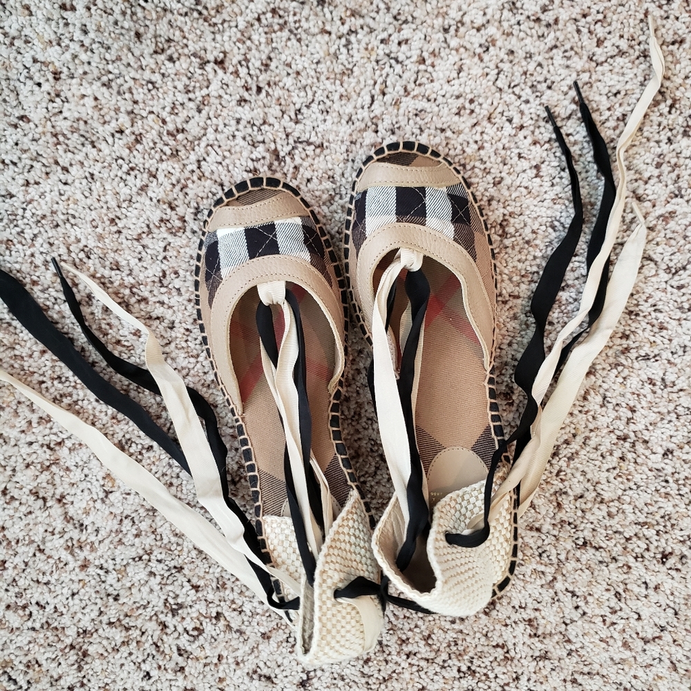 Burberry lace up sandals